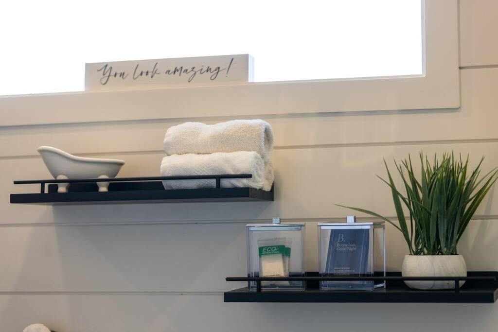 New The Yellow Beacon-luxury Shipping Container * Fredericksburg