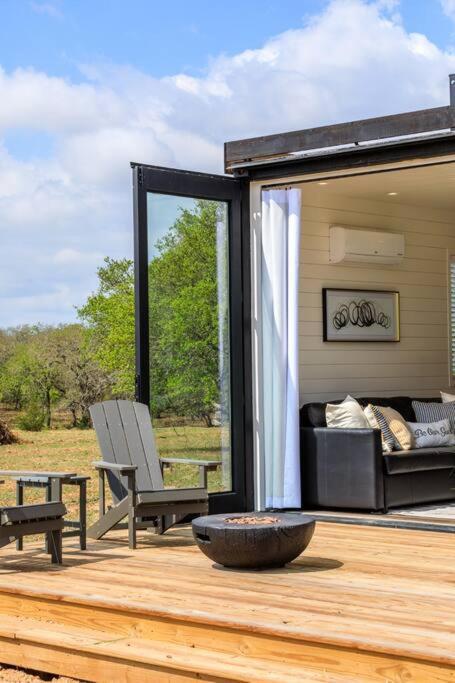 Holiday home New The Yellow Beacon-luxury Shipping Container